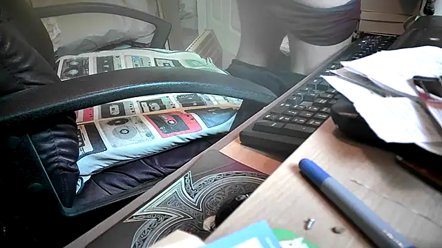 dirtyharry2022 online show from 01-15-25, 01:52