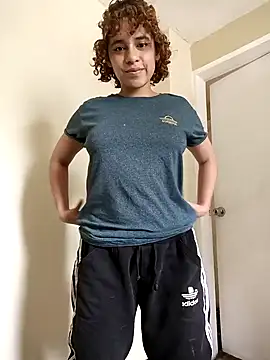 EmmaMelissa0521 online show from 12-04-24, 06:39