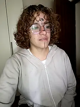 EmmaMelissa0521 online show from 02-01-25, 10:55