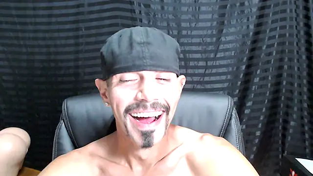 ThickD2C online show from 03-01-25, 01:00