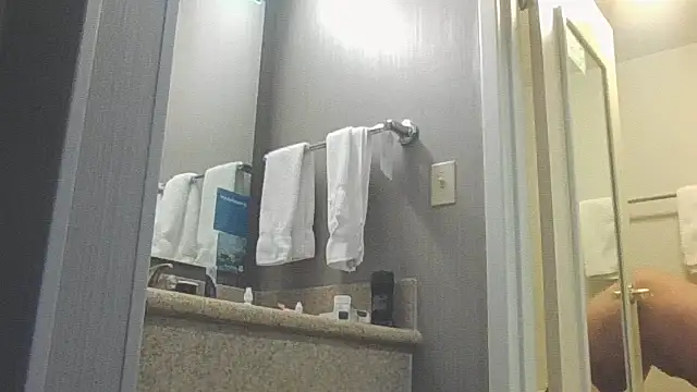 Yankeedave420 online show from 12-22-25, 01:41