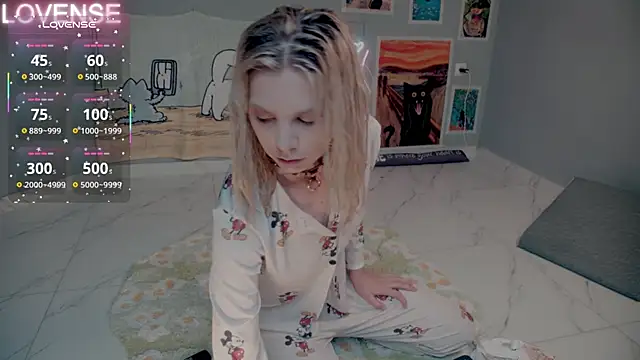 Snapshot of Careful_i_bite chatting on 09-21-25, 06:15 Careful i bite online show from 09-21-25, 06:15