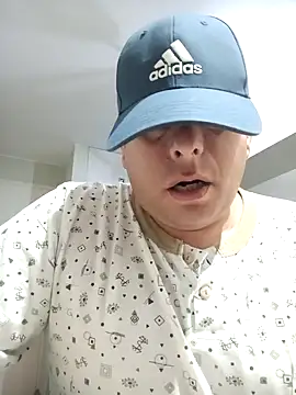 chicoguapo8 online show from 02-21-25, 03:23