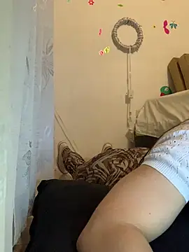 Estefani 32 online show from 04-09-26, 02:44