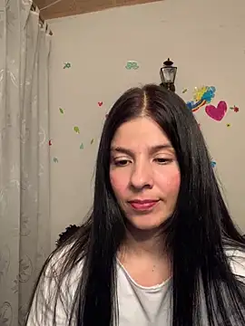Snapshot of Estefani_32 chatting on 05-03-26, 12:38 Estefani 32 online show from 05-03-26, 12:38