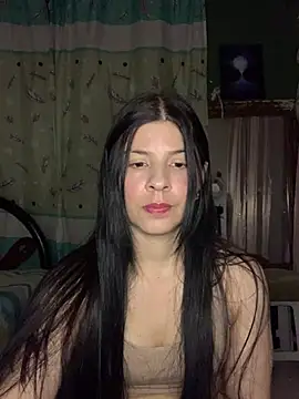 Snapshot of Estefani_32 chatting on 05-10-26, 02:55 Estefani 32 online show from 05-10-26, 02:55