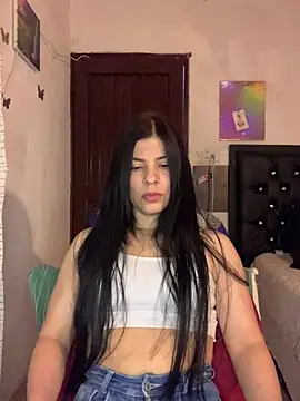 Estefani 32 online show from 07-22-26, 04:32