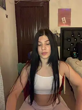 Estefani 32 online show from 07-23-26, 01:58