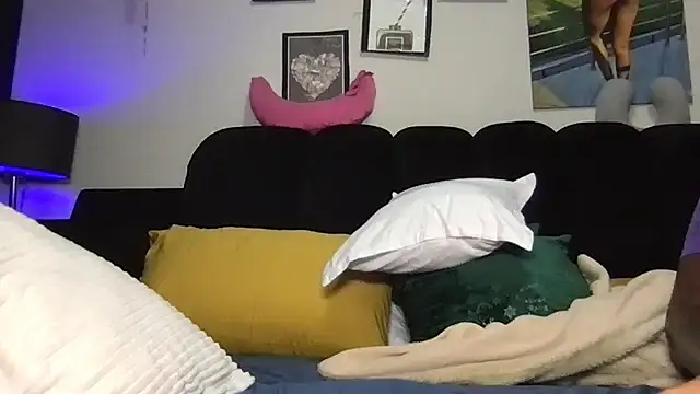 choco petite online show from 04-26-26, 05:16