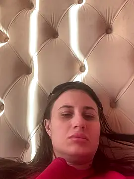 Flossy Vettie online show from 10-31-25, 12:50