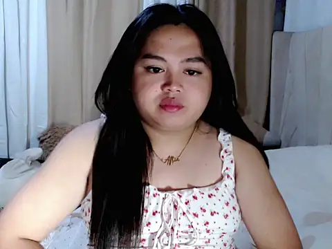 Snapshot of _Miss_Naughty_ chatting on 03-25-26, 08:37 Miss Naughty online show from 03-25-26, 08:37