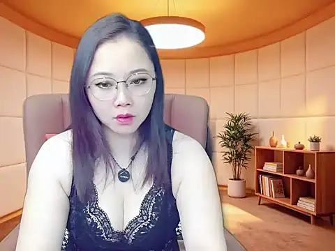 Giuliam online show from 04-18-26, 03:10