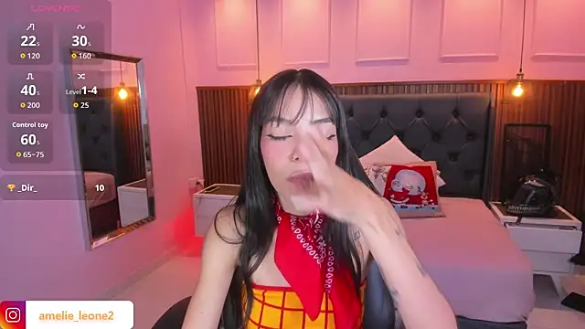 AMELIELEONE online show from 11-26-25, 12:28