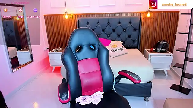 AMELIELEONE online show from 02-18-26, 12:23