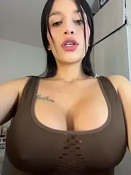 Emmily 19 online show from 05-01-26, 12:26