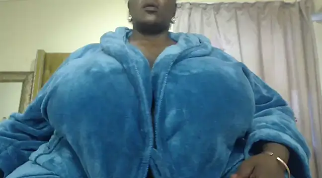 Snapshot of xXXSexyamazon chatting on 01-31-25, 04:25 xXXSexyamazon online show from 01-31-25, 04:25