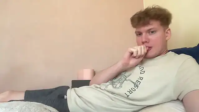 sexybooii6968 online show from 07-14-26, 12:00