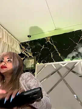 Snapshot of scarlett_sexx69 chatting on 01-13-26, 11:48 scarlett sexx69 online show from 01-13-26, 11:48