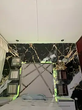 Snapshot of scarlett_sexx69 chatting on 02-03-26, 11:37 scarlett sexx69 online show from 02-03-26, 11:37