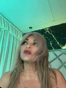 Snapshot of scarlett_sexx69 chatting on 02-05-26, 11:37 scarlett sexx69 online show from 02-05-26, 11:37