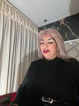 Snapshot of scarlett_sexx69 chatting on 02-10-26, 11:47 scarlett sexx69 online show from 02-10-26, 11:47