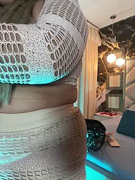 Snapshot of scarlett_sexx69 chatting on 02-14-26, 11:51 scarlett sexx69 online show from 02-14-26, 11:51