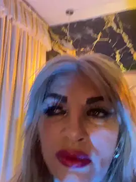 Snapshot of scarlett_sexx69 chatting on 02-17-26, 11:40 scarlett sexx69 online show from 02-17-26, 11:40