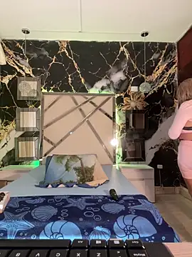 Snapshot of scarlett_sexx69 chatting on 02-18-26, 11:39 scarlett sexx69 online show from 02-18-26, 11:39