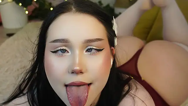 ScarletBlaze online show from 12-21-24, 06:12