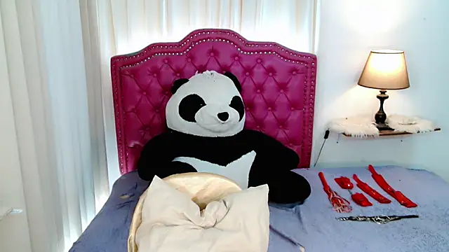 Snapshot of DreamLADYBOY chatting on 05-03-26, 02:23 DreamLADYBOY online show from 05-03-26, 02:23