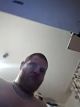 Baumhackel online show from 04-04-26, 01:59