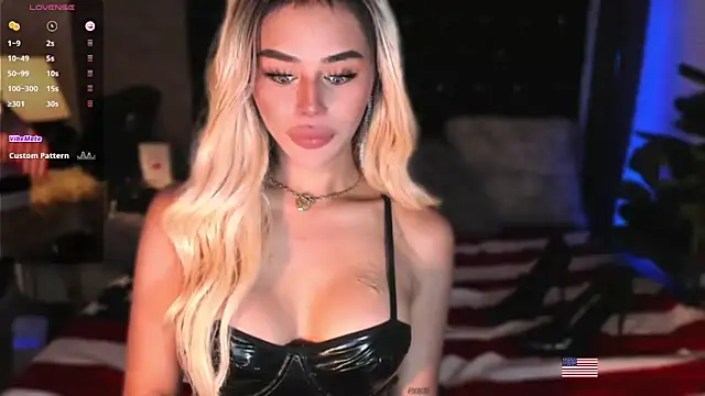 Snapshot of webcumgodess chatting on 10-13-25, 02:00 webcumgodess online show from 10-13-25, 02:00