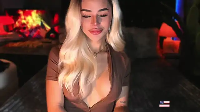 Snapshot of webcumgodess chatting on 10-19-25, 10:21 webcumgodess online show from 10-19-25, 10:21