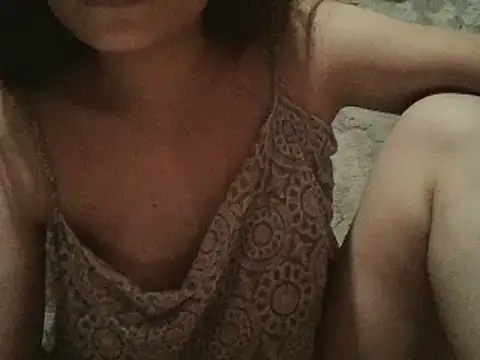 Snapshot of Beatrice143 chatting on 12-15-24, 09:53 Beatrice143 online show from 12-15-24, 09:53