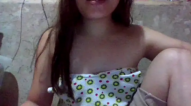 Snapshot of Beatrice143 chatting on 01-04-25, 10:13 Beatrice143 online show from 01-04-25, 10:13