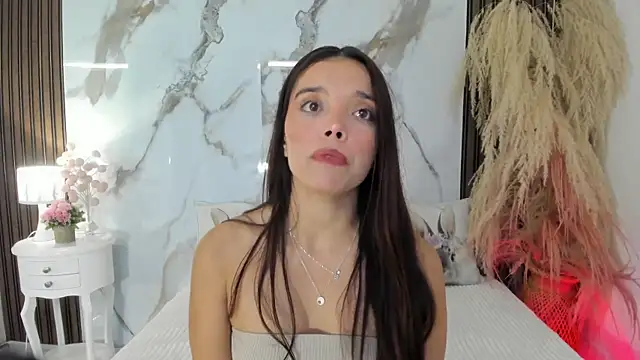 hannahill69 online show from 11-12-25, 04:57