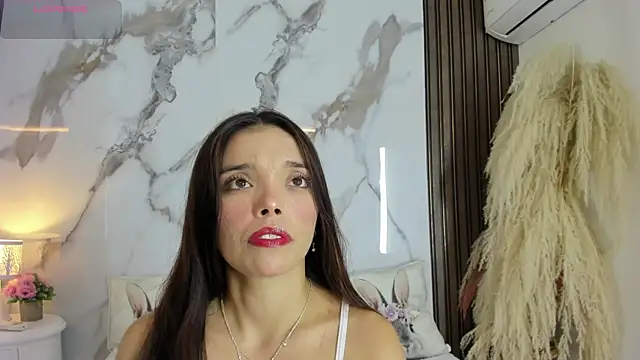 hannahill69 online show from 02-11-26, 04:50