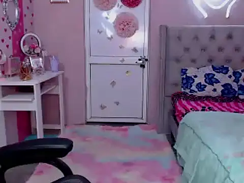 Snapshot of alexa_rodriicum chatting on 11-04-25, 12:37 alexa rodriicum online show from 11-04-25, 12:37