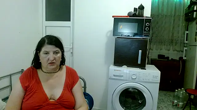 Snapshot of RidemerafSuzana chatting on 12-04-24, 03:21 RidemerafSuzana online show from 12-04-24, 03:21