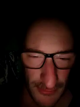 Snapshot of gdawg78 chatting on 09-13-25, 01:16 gdawg78 online show from 09-13-25, 01:16