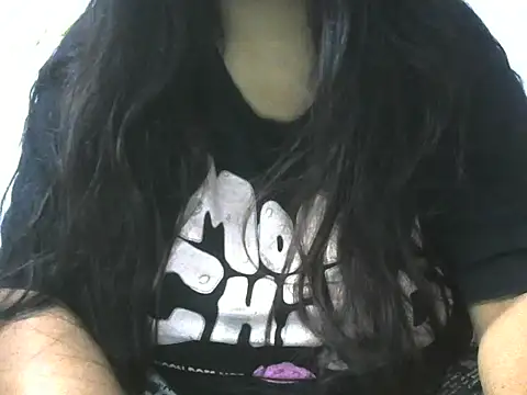 Snapshot of Bold-Radhika chatting on 06-23-26, 01:20 Bold-Radhika online show from 06-23-26, 01:20