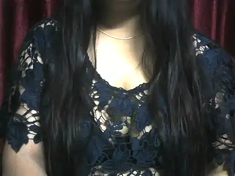 Snapshot of Bold-Radhika chatting on 07-03-26, 10:43 Bold-Radhika online show from 07-03-26, 10:43
