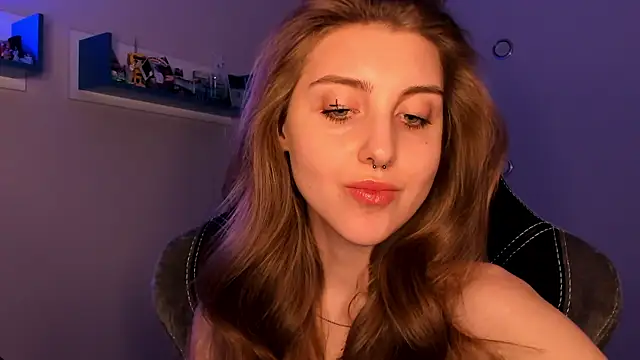 Snapshot of CassiaBlade1 chatting on 02-20-25, 07:19 CassiaBlade1 online show from 02-20-25, 07:19