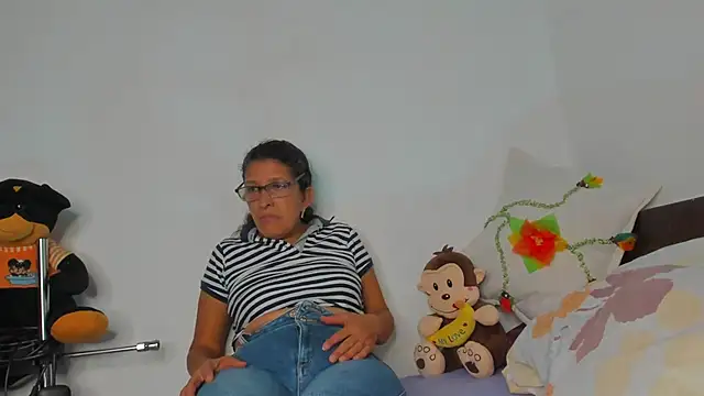 Keyla Milf online show from 07-24-26, 02:09