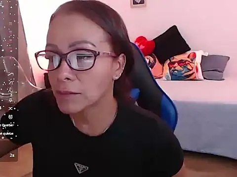 emmily castro online show from 09-15-25, 02:17