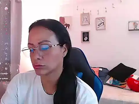 emmily castro online show from 11-14-25, 01:54