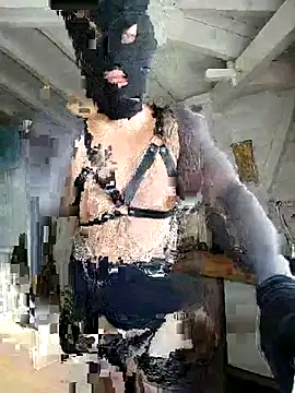 Snapshot of KatiaEnFeu chatting on 09-19-25, 03:45 KatiaEnFeu online show from 09-19-25, 03:45