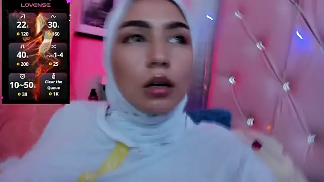 Snapshot of DarshaKhemu chatting on 12-07-24, 12:08 DarshaKhemu online show from 12-07-24, 12:08