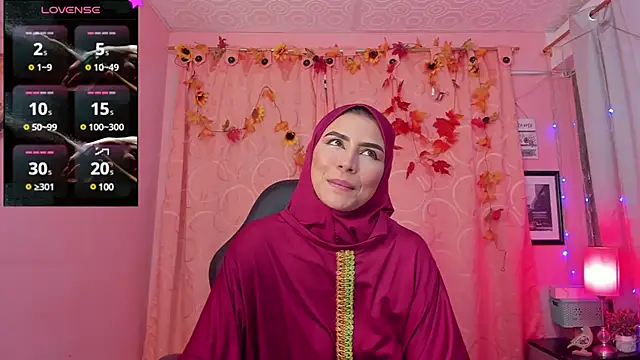 Snapshot of DarshaKhemu chatting on 01-21-25, 08:54 DarshaKhemu online show from 01-21-25, 08:54