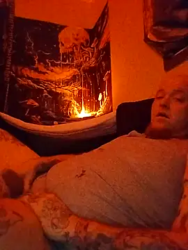 Snapshot of BluestBalls710 chatting on 12-16-25, 09:25 BluestBalls710 online show from 12-16-25, 09:25